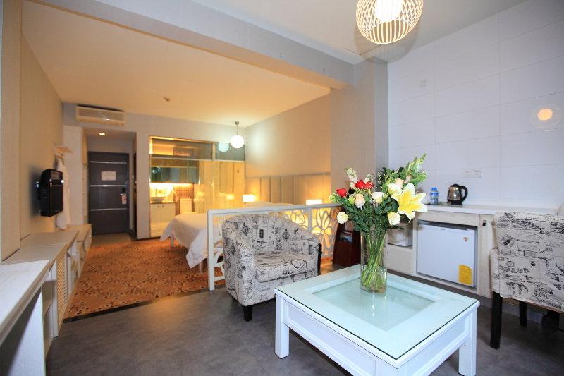 Guangzhou Colorful Days Hotel Экстерьер фото